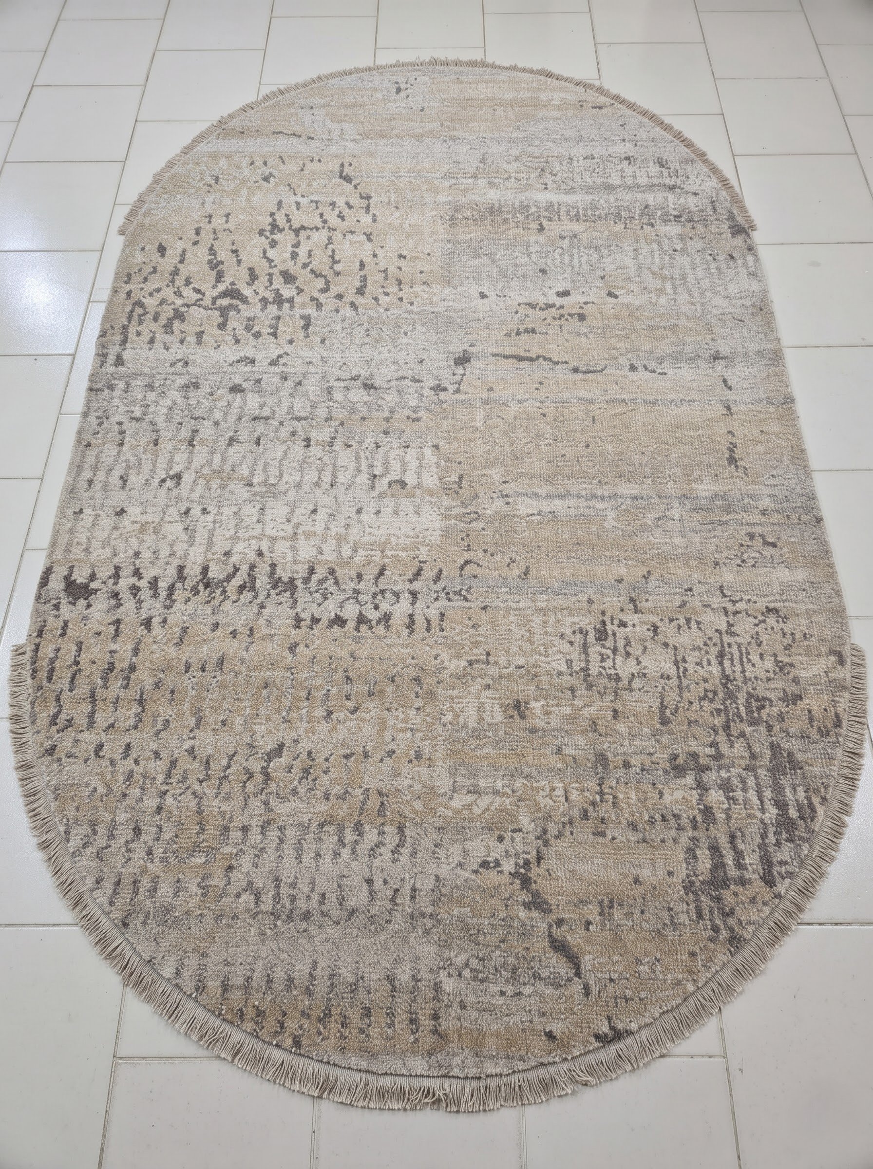 Free-form Carpet — Asymmetric Curved | Paliram Carpets Custom Weave Mirzapur