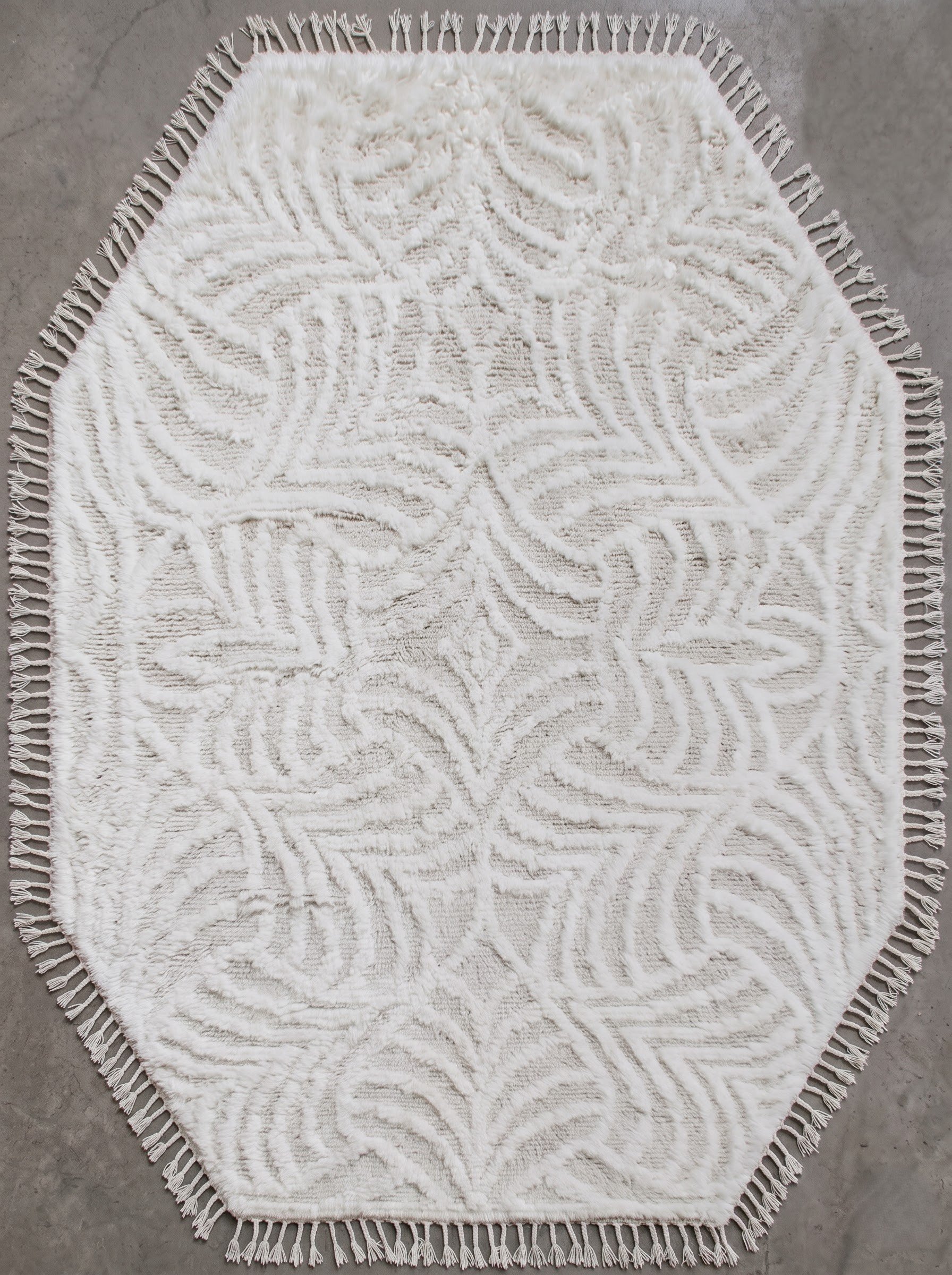 Free-form Carpet — Asymmetric Curved | Paliram Carpets Custom Weave Mirzapur