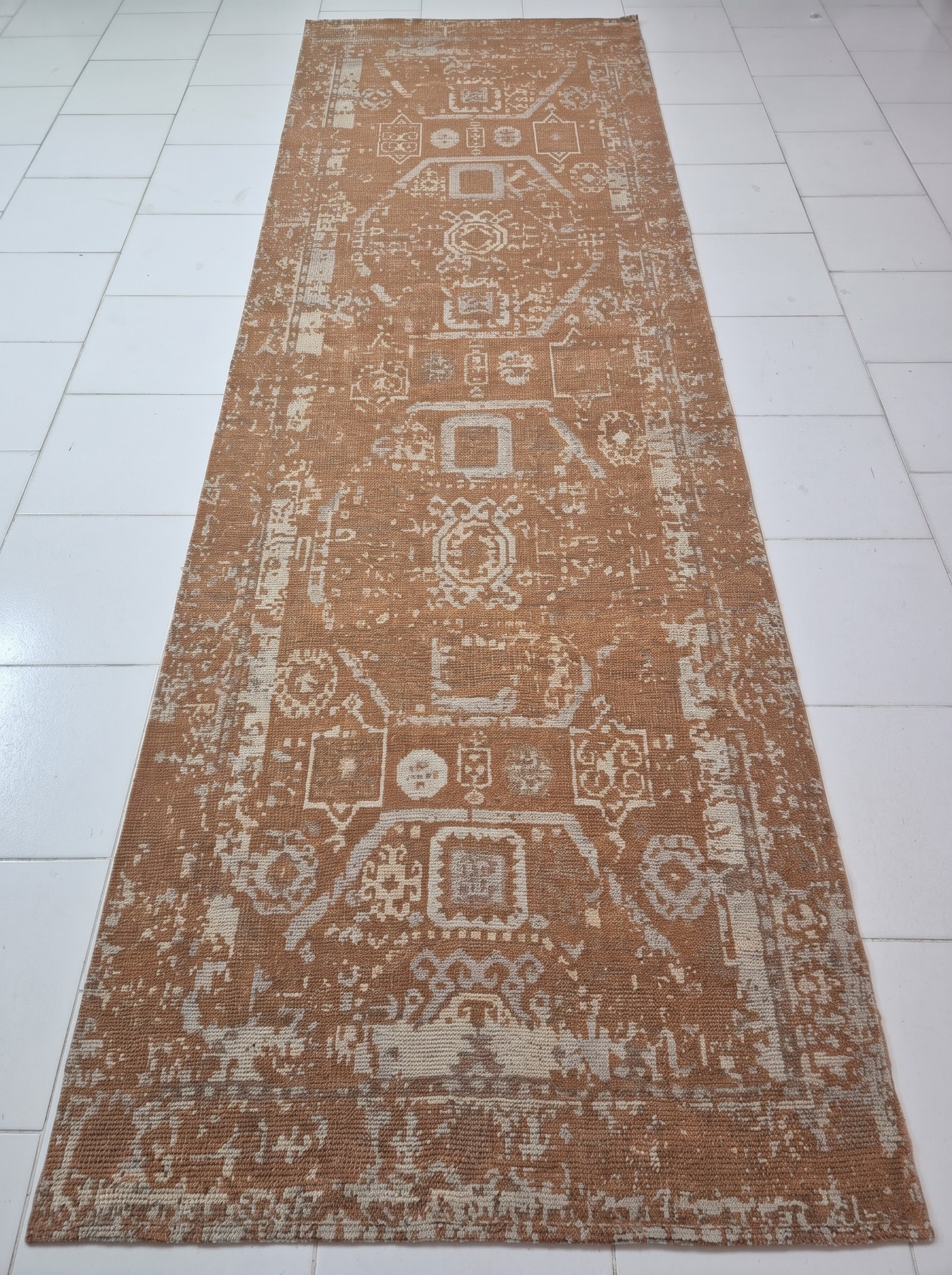 Free-form Carpet — Asymmetric Curved | Paliram Carpets Custom Weave Mirzapur