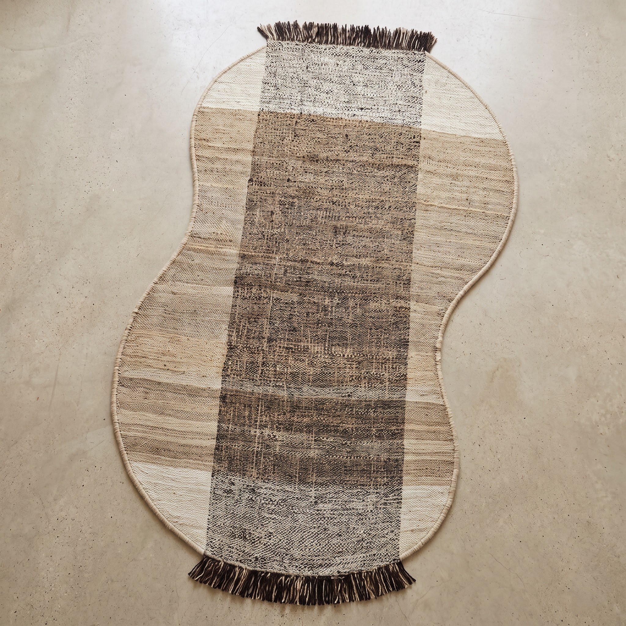 Round Carpet — Circular Scallop Mandala | Paliram Carpets Custom Weave Mirzapur