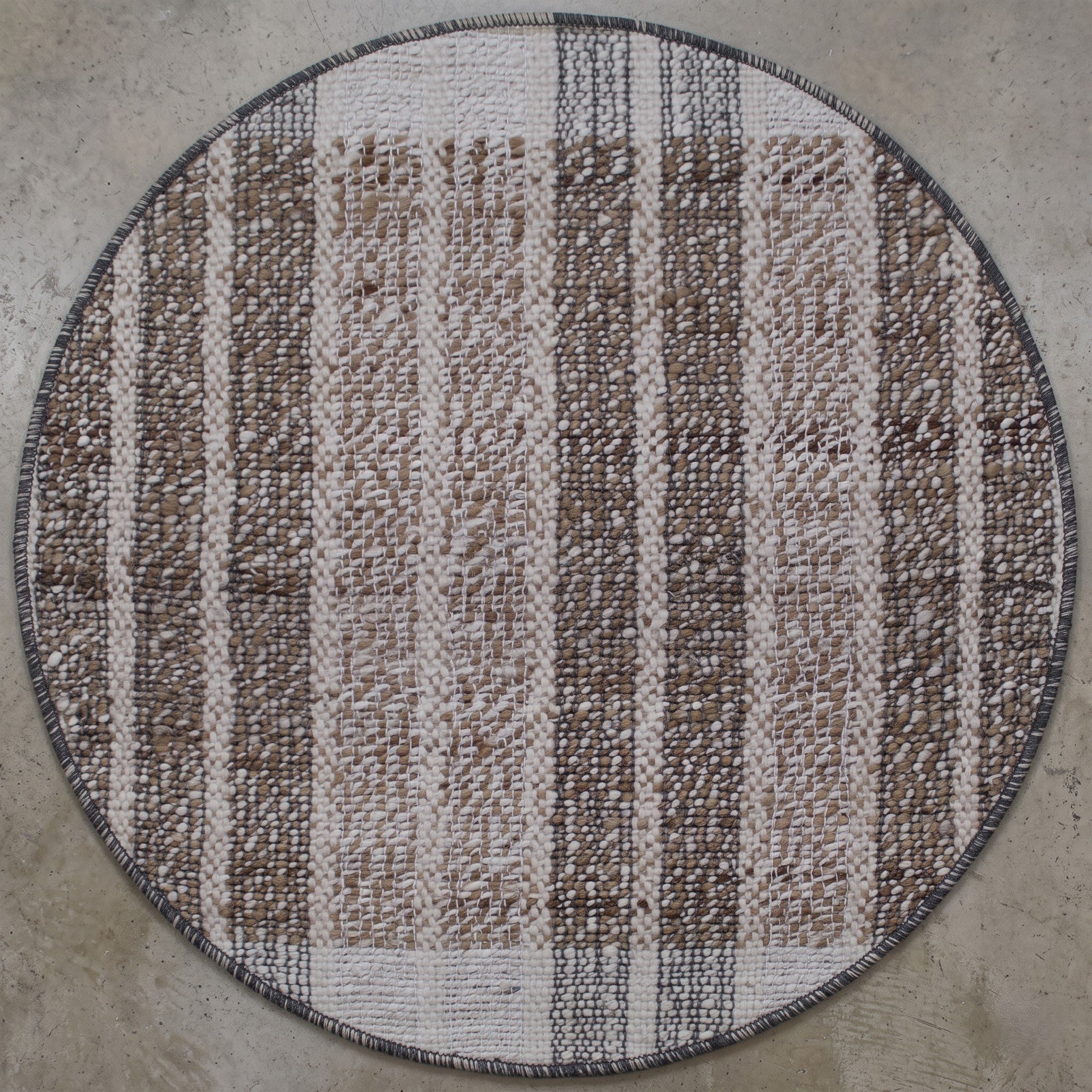 Square Carpet — Geometric Grid Border | Paliram Carpets Custom Weave Mirzapur